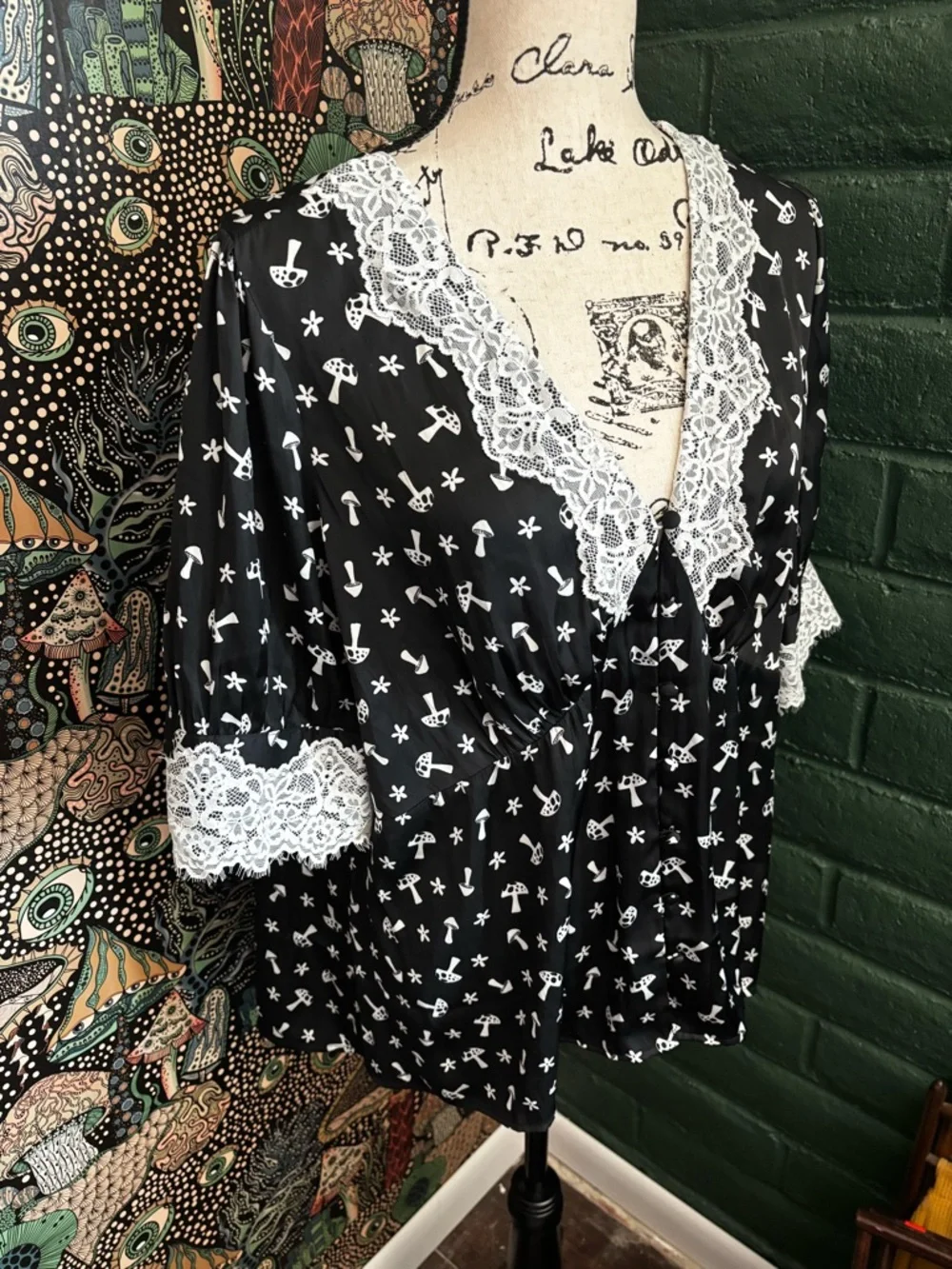 NWT Satin Mushroom Blouse - Picture 2 of 5